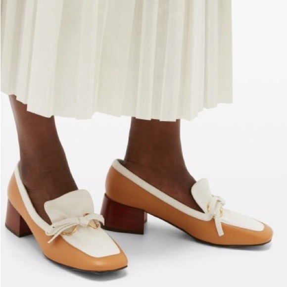 Loewe Shoes - Loewe Square-Toe Leather Block Heel Loafers Tan White 8